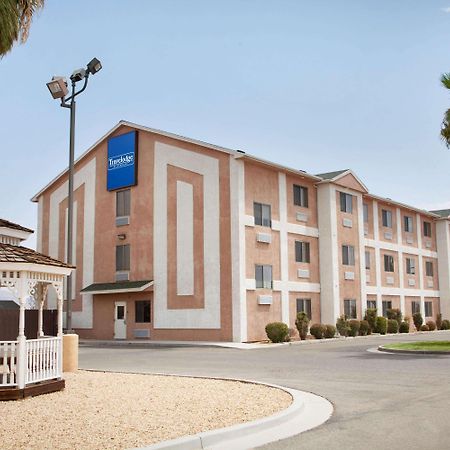 Travelodge By Wyndham Yermo Εξωτερικό φωτογραφία